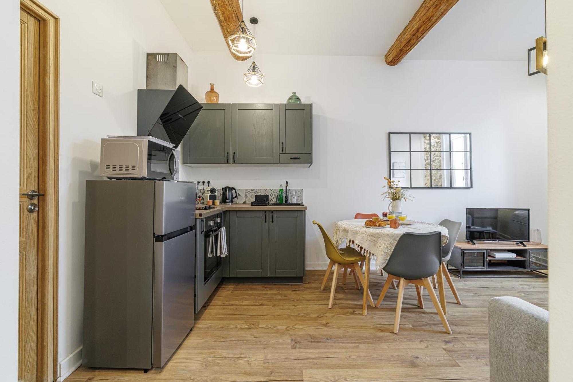Old Town Antibes Superb New Flat, For 3, Ac, Wi-Fi Apartamento Exterior foto
