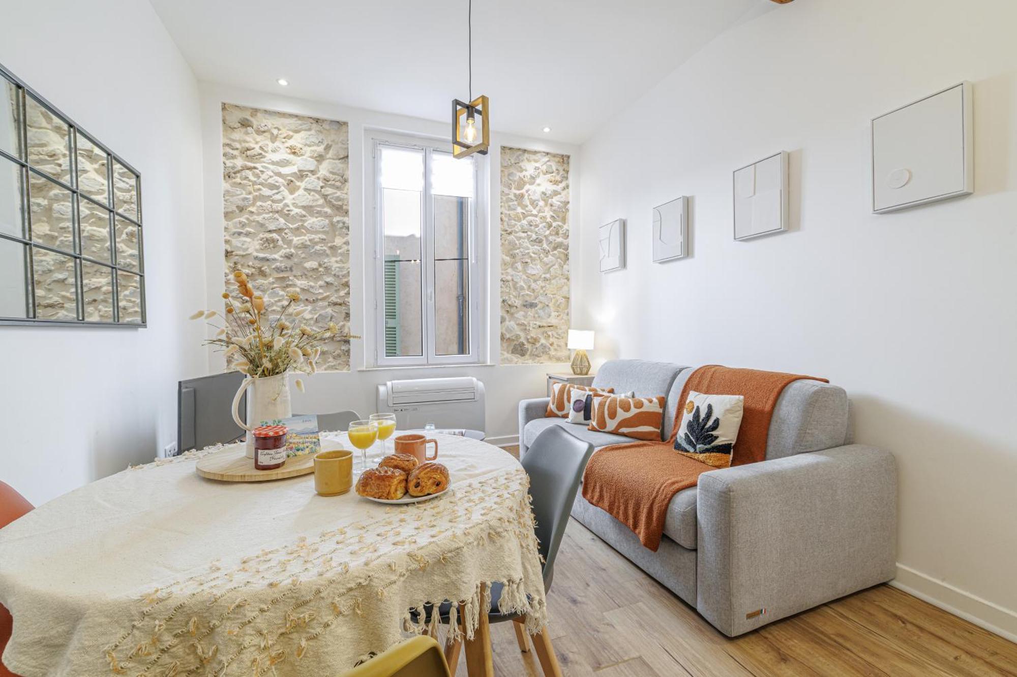 Old Town Antibes Superb New Flat, For 3, Ac, Wi-Fi Apartamento Exterior foto