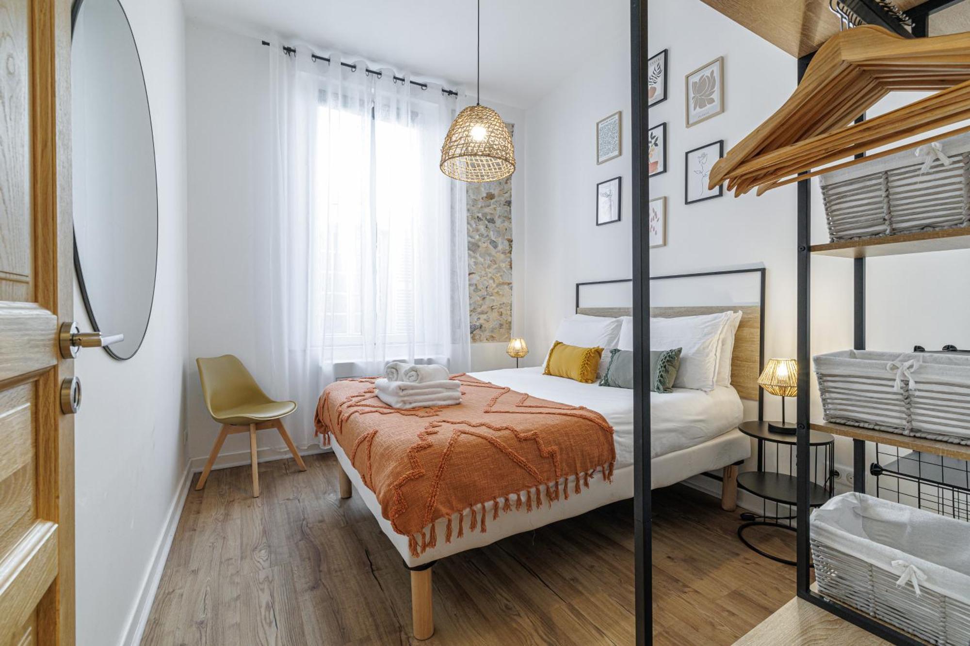 Old Town Antibes Superb New Flat, For 3, Ac, Wi-Fi Apartamento Exterior foto