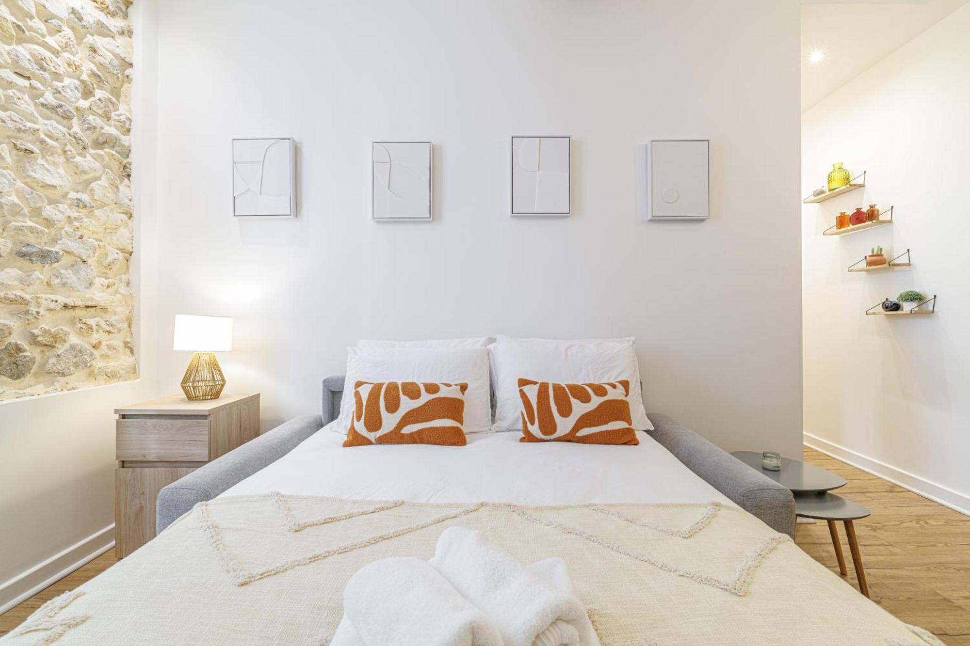 Old Town Antibes Superb New Flat, For 3, Ac, Wi-Fi Apartamento Exterior foto